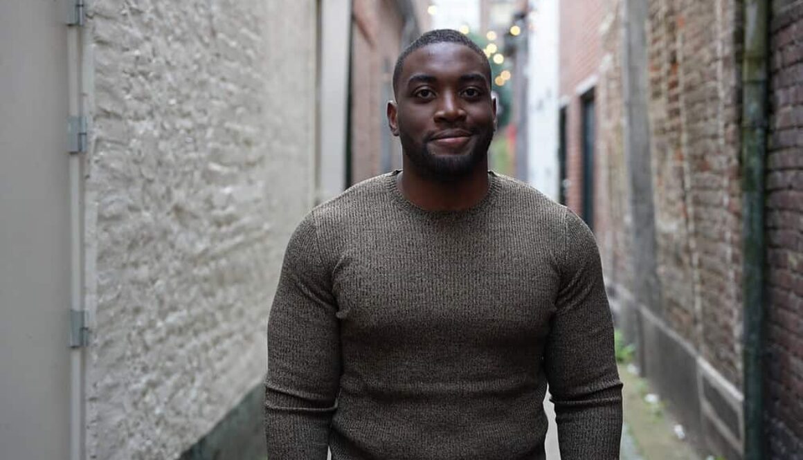 No more hassles for expats: this AI agent arranges emigration via WhatsApp