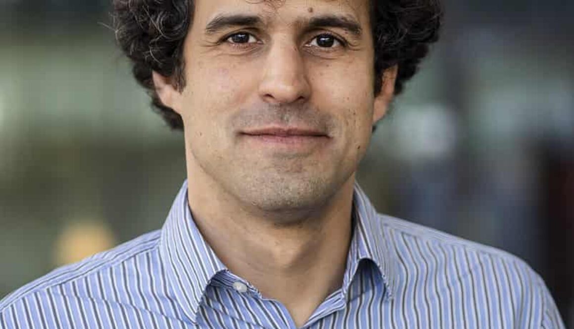 Rethinking intelligence: Is AI making us dumber?