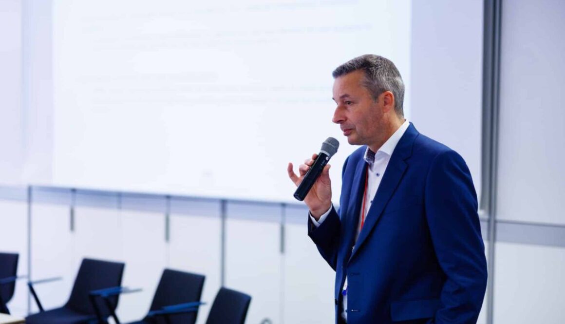 15 million for Carbyon to demonstrate its fast-swing Direct Air Capture technology