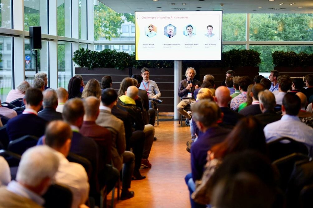 Scaling AI startups: insights from industry leaders at LEVEL UP event