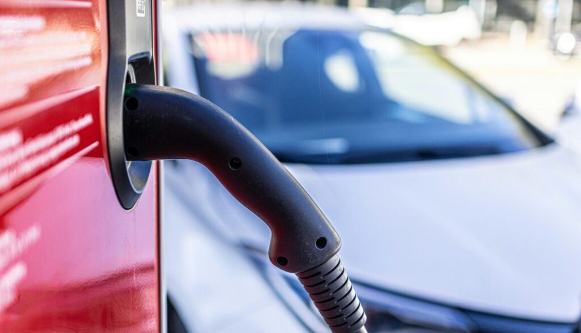 Surge in EV share to help carmakers comply with looming CO2 target