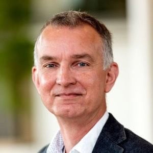 Systems engineering makes the extremely complex high-tech manufacturing industry manageable for all stakeholders