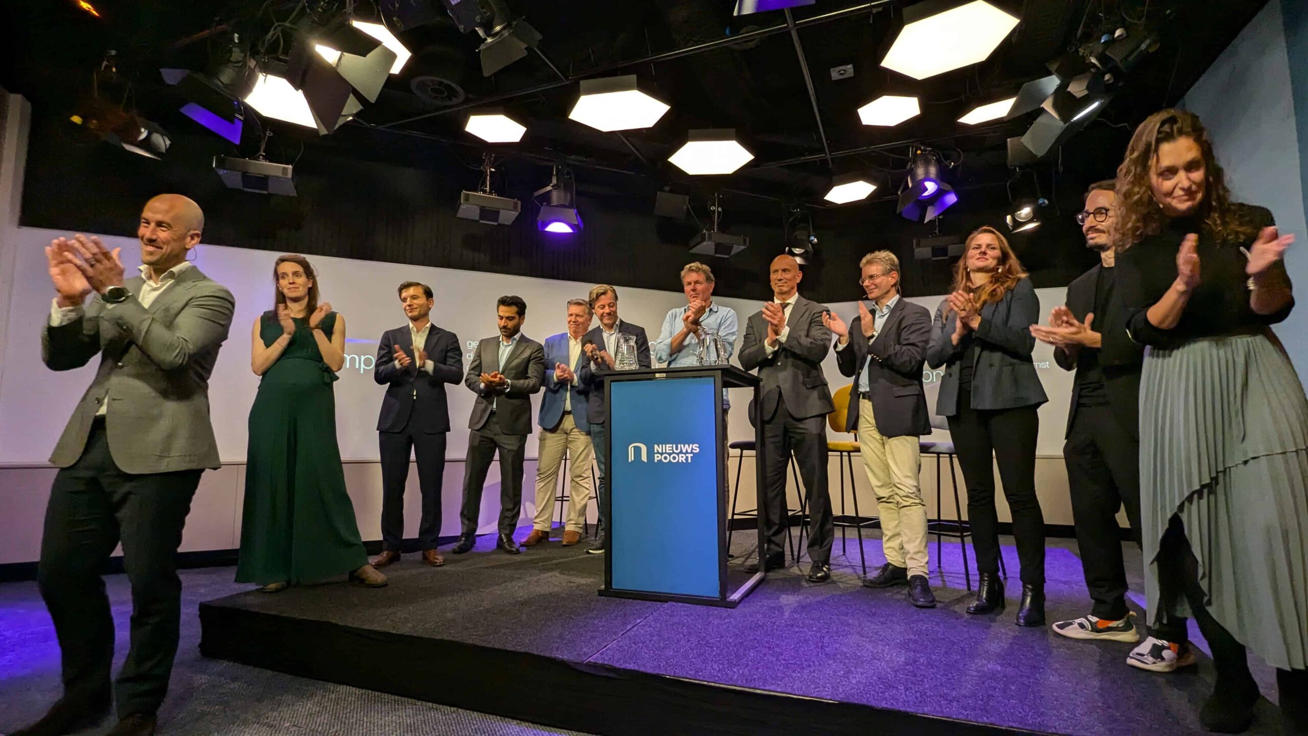 Companies warn the Dutch government on education cuts